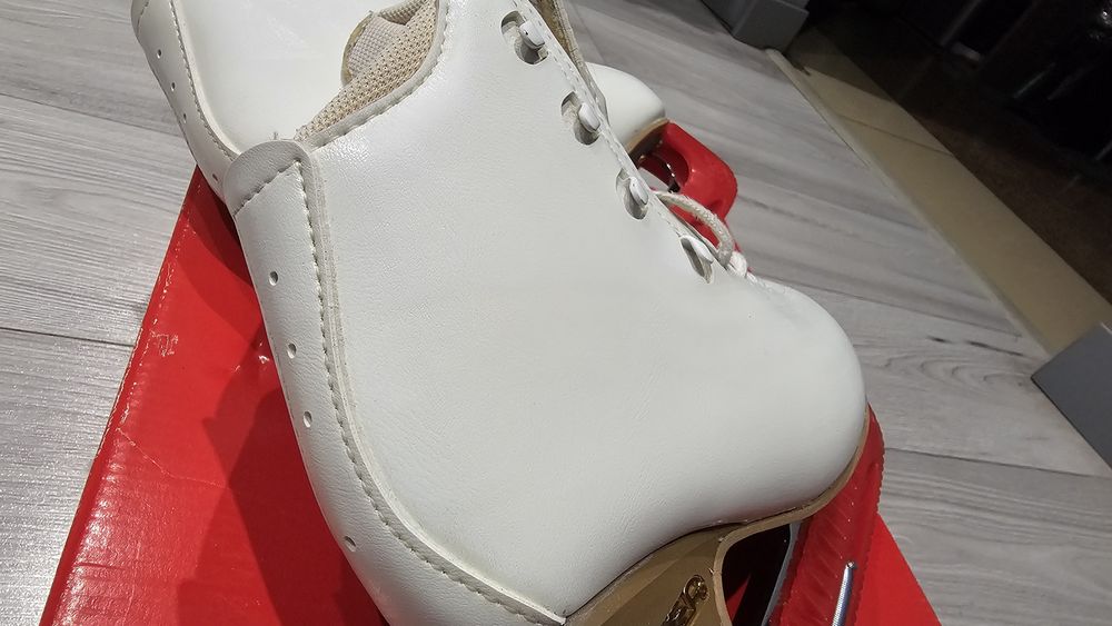 Jak Nowe Łyżwy figurowe Edea Tempo 220