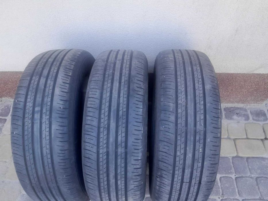 Opony Dunlop Grandtrek PT30 225/60R18