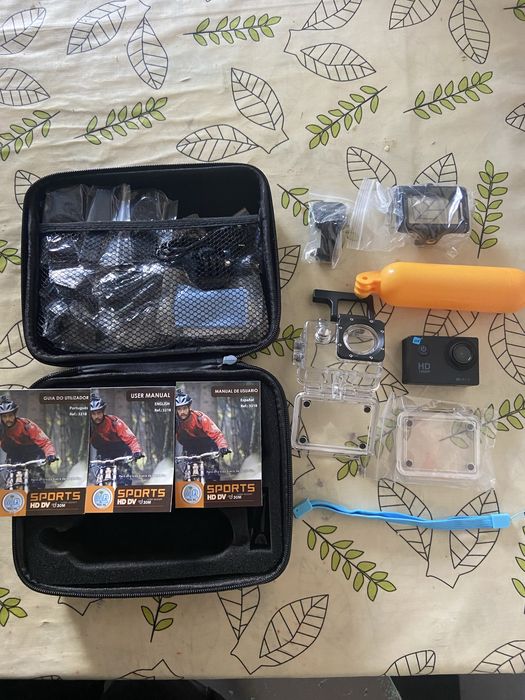 Action Camera com bolsa e todos os acessórios de origem!