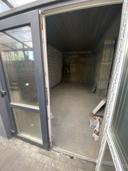 Здам в оренду приміщення 125м2(58,1 м2 та 66,3 м2) Петрівське містечко