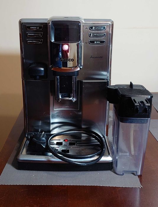 Saeco Intelia SM8917 b.dobry stan