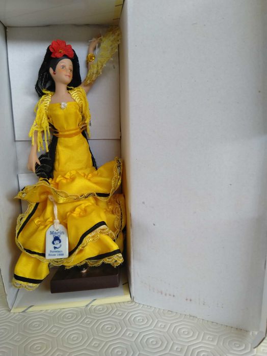 Boneca porcelana Marin Chiclana