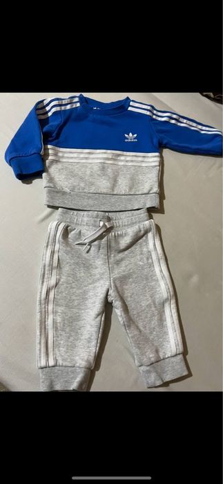 Дитячій Теплий костюм adidas фліс розмір 68-74р