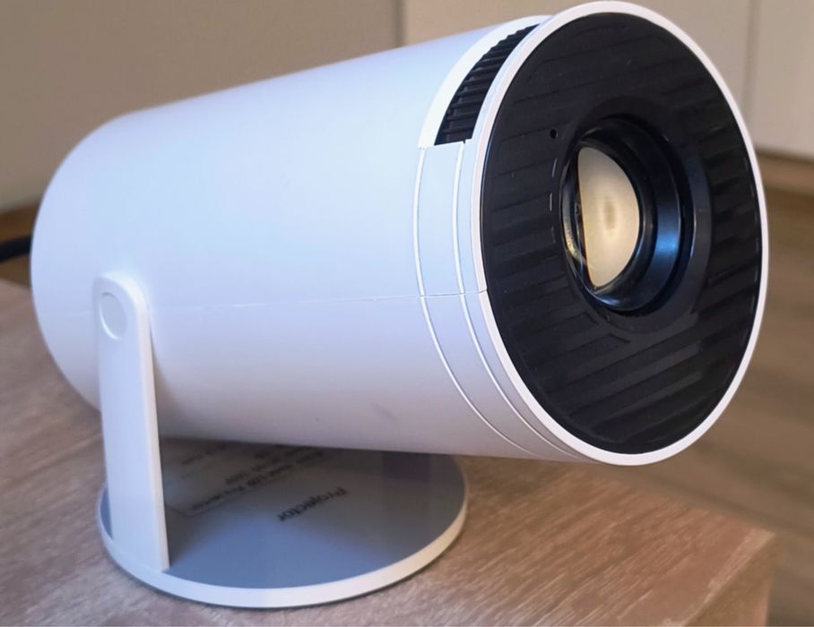 Mini projektor z Androidem, Smart TV, 1080p, LED