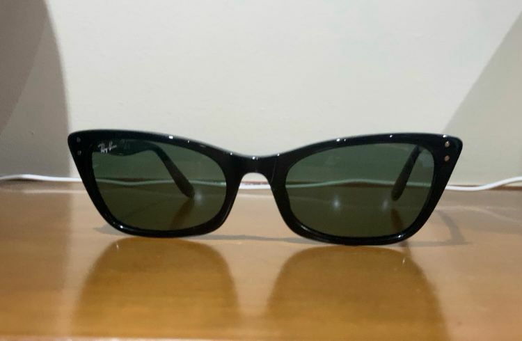 Uculos da "ray.ban" nunca usados