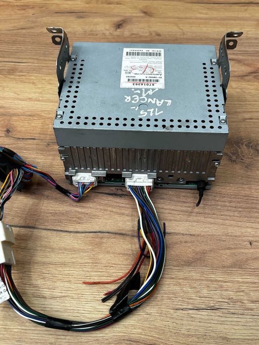 Radio Mitsubishi Lancer 2011r