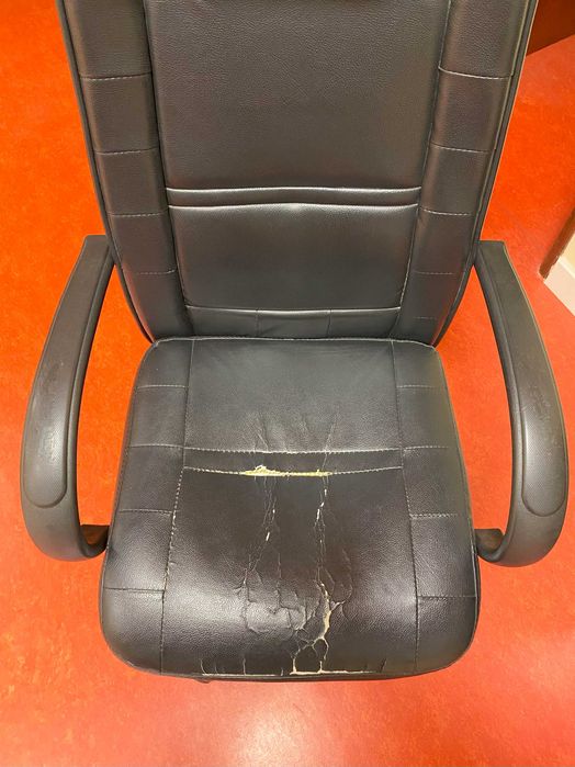 Cadeira de escritório com ajuste de altura