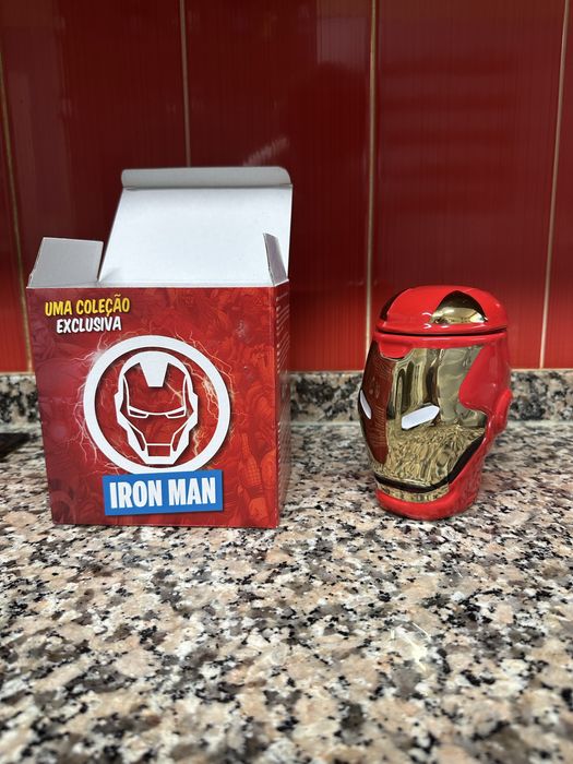 Coleção de Canecas MARVEL