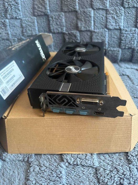 Sapphire Nitro+ Radeon RX570 8G - Відмінний стан