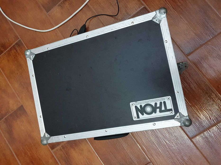 Pedaleira Boss ME 80 (Pedal Guitarra)