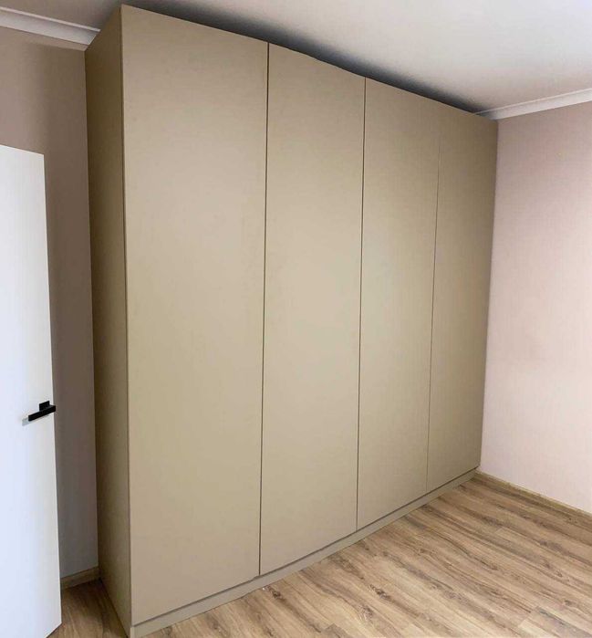 Виготовлення тумб, шаф-купе та інші меблі для спальні на замовлення