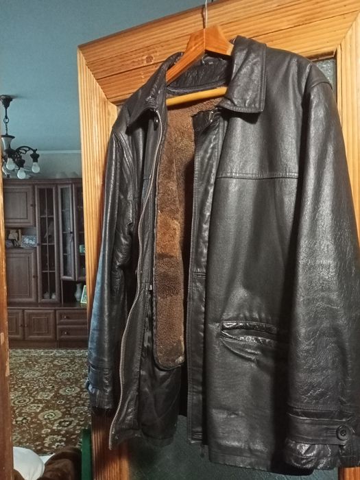 Куртка молодіжна шкіряна