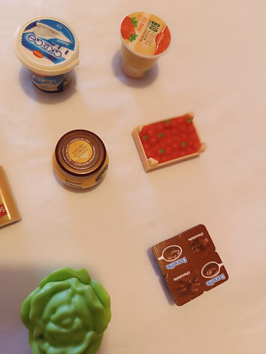 Lote 8 miniaturas. Artigos casa. Como Novas