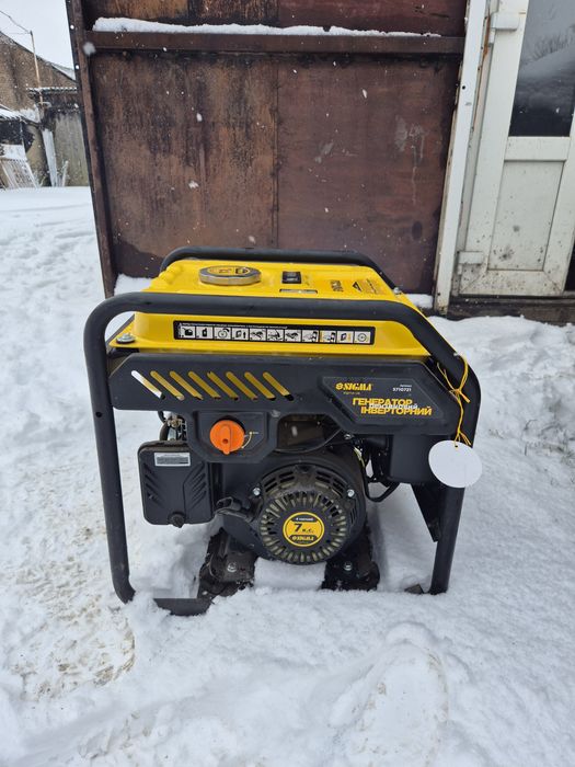 Продам генератор 2.2- 2.5кВт