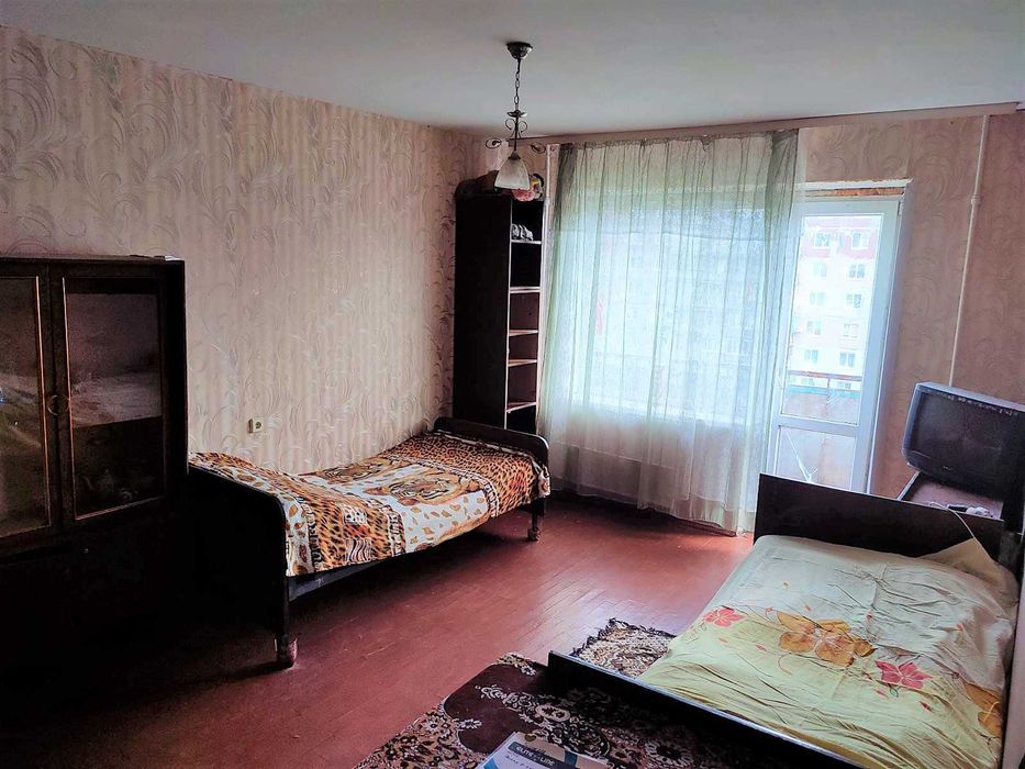 Задається 1 кімнатна квартира м-н Станкобуд вул. Дніпровська б. 2