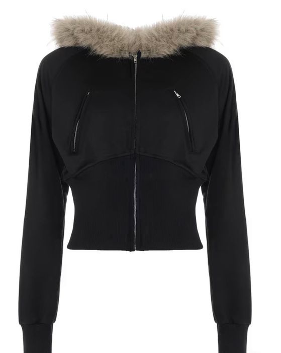 Кофта с мехом черная