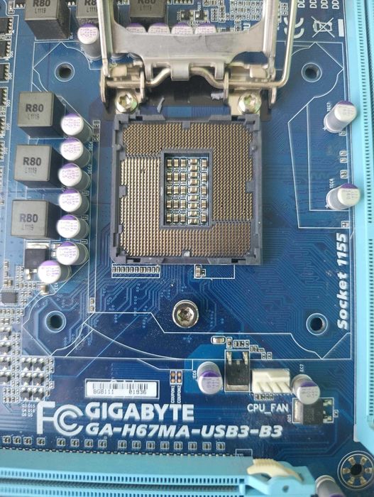 материнська плата GA-H67MA-USB3-B3 сокет 1155, ОЗУ макс 32гб; сата-6шт