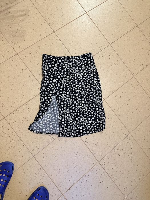 Dovided H&M spódnica letniea w margaretki r.38