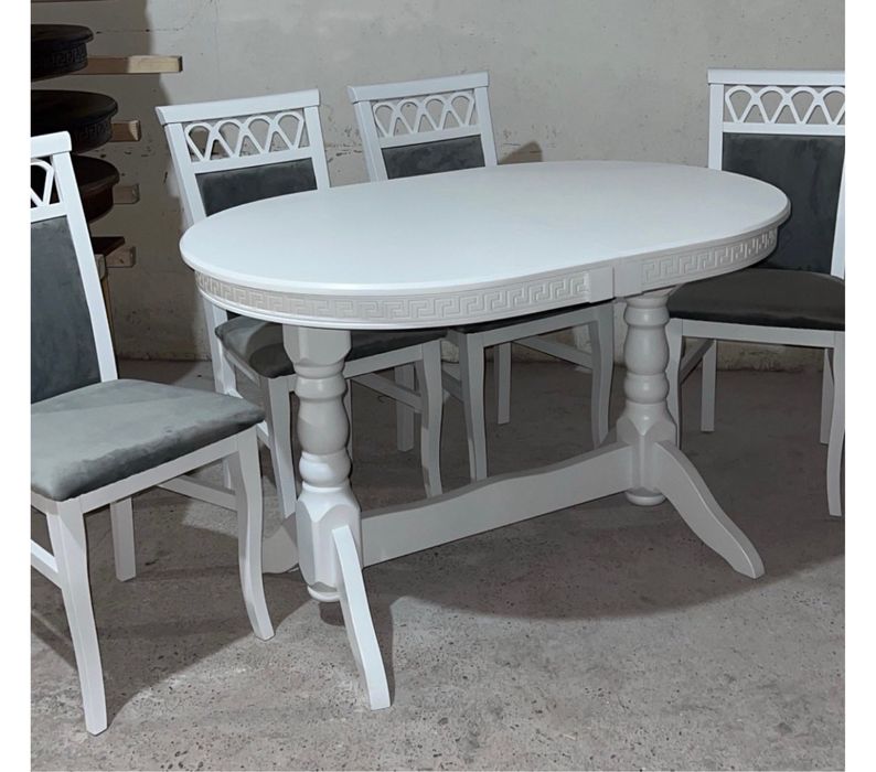 Кухонні набори, Столи та стільці.