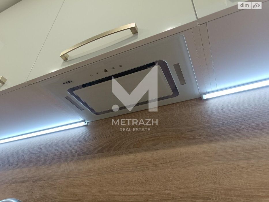 До метро 3 хвилини! 1к квартира 51 м2 у ЖК Лебединий