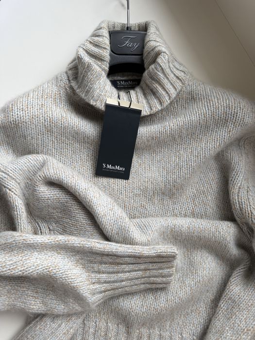 Max Mara  peserico