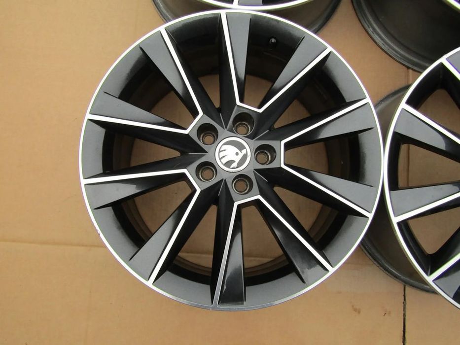 4x felgi aluminiowe 17 skoda kamiq 7 j 5x100 et46 / oryginalne