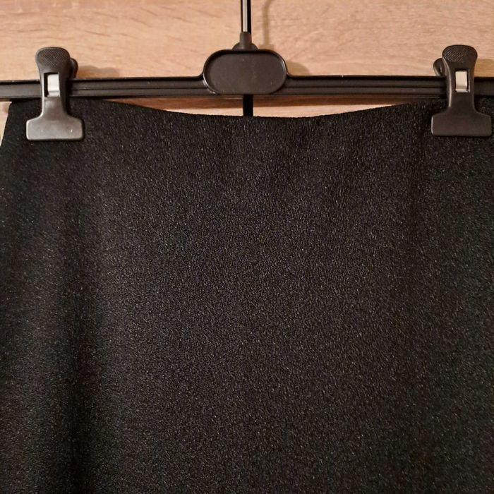 Elegancka spódnica damska czarna prosta / rozmiar L