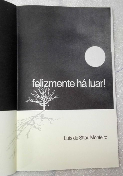 Livro Felizmente Há Luar!