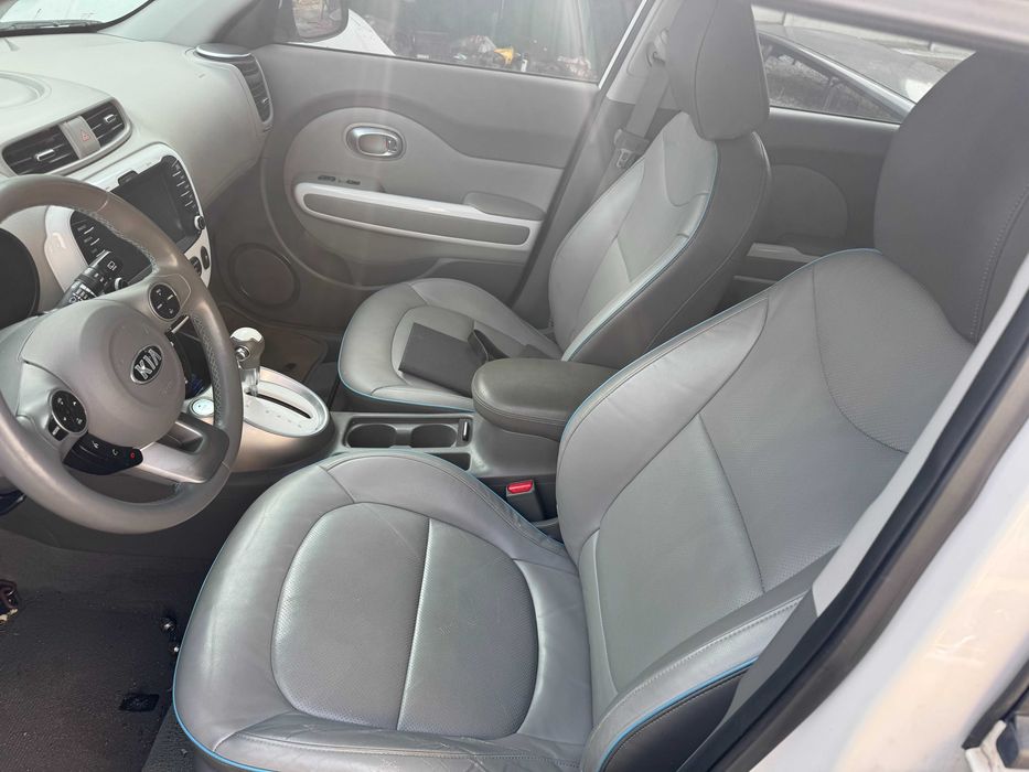 Кіа Соул Кожаний Салон Kia Soul сідушки підігрів вентиляція