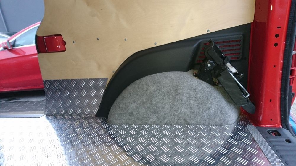 Zabudowa ze sklejki MB Citan L3H1