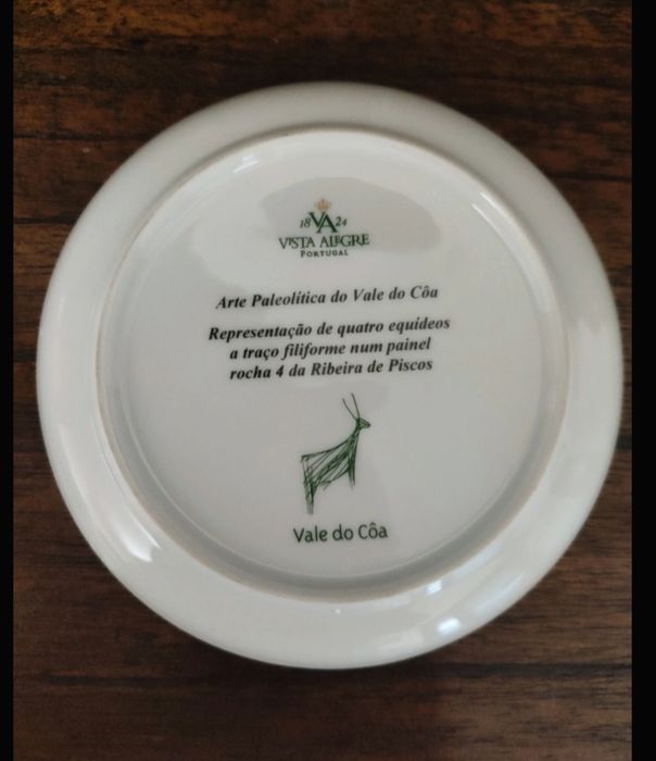 Lote 2 Porcelanas Vista Alegre - Arte Paleolítica do Vale do Côa (Raras)