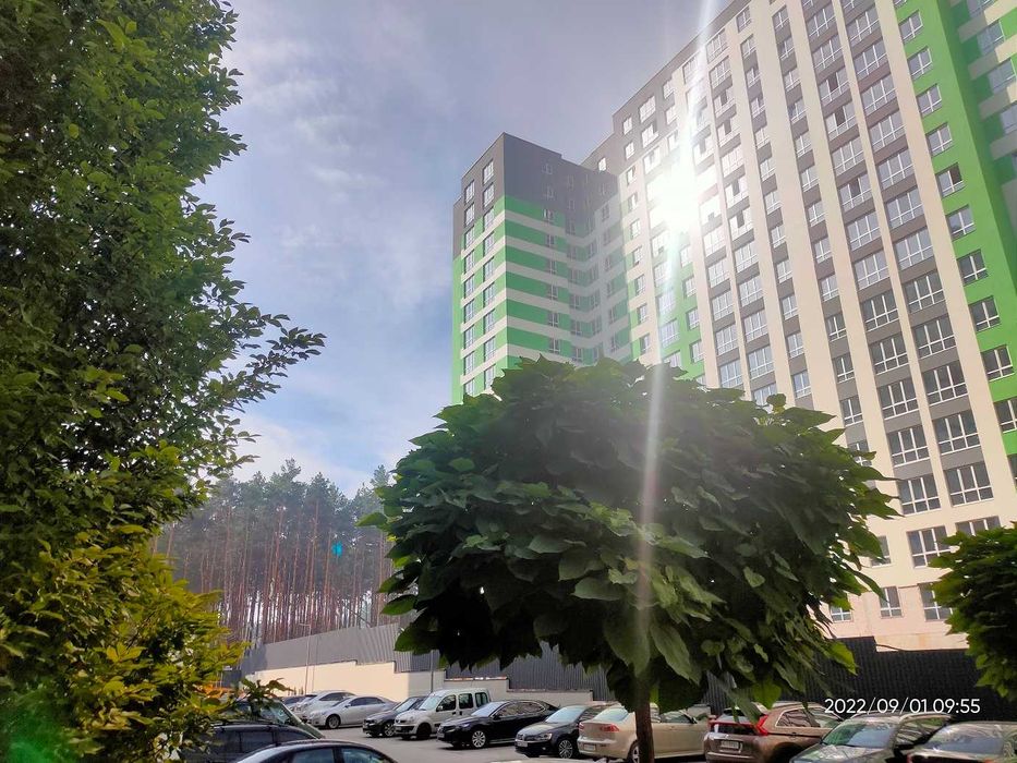 Здам простору 1К біля Центрального Парку. Диван на кухні. Гардероб