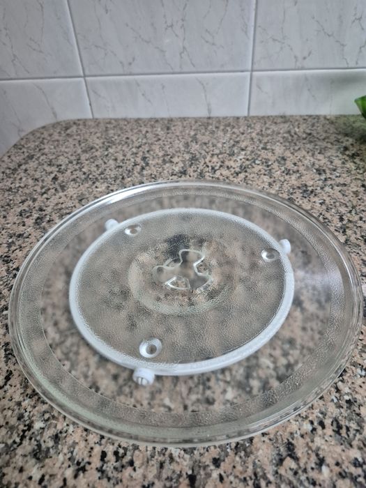Prato de vidro para o micro-ondas .
