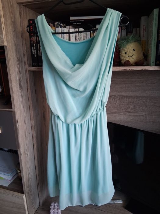 Delikatna sukienka 36-38