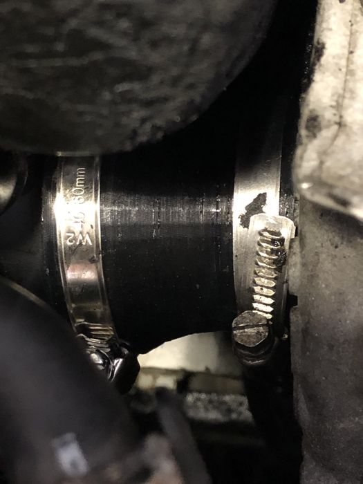 Втулка патрубка Mercedes W168 A170 1.7 CDI 1997-2004, Vaneo W414