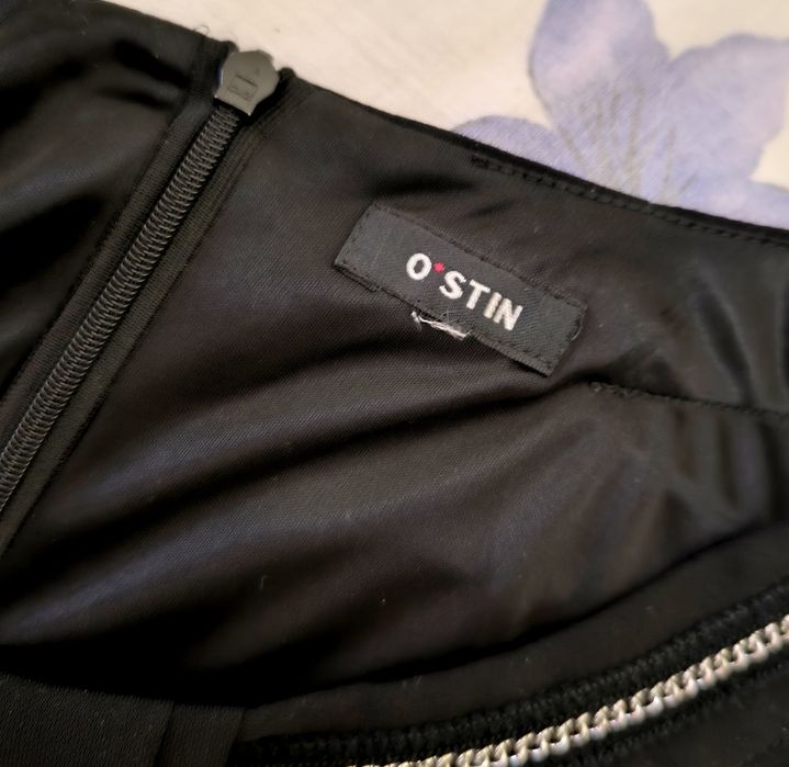 Ділова сукня O'stin