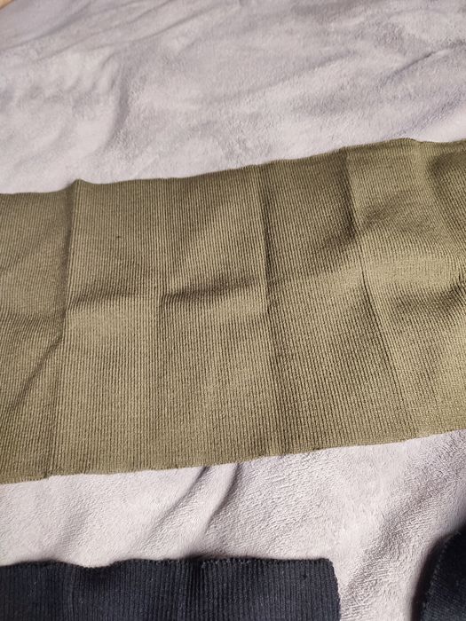 Ткань оливковая и манжетная и змейки тракторные