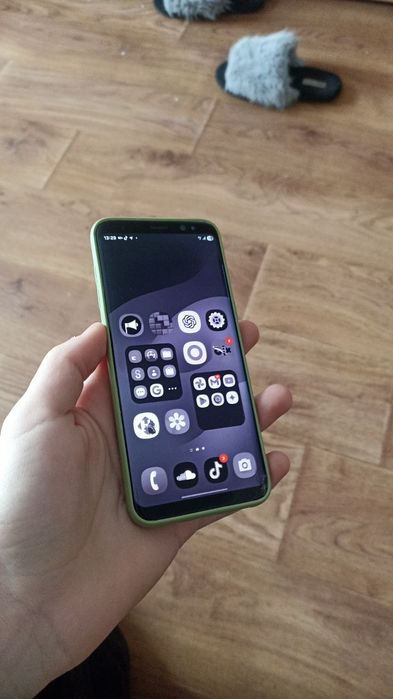 Samsung S8 | OneUI 7