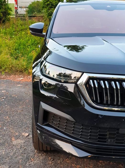 Detailing. Przyciemnianie szyb, polerowanie i pranie tapicerki