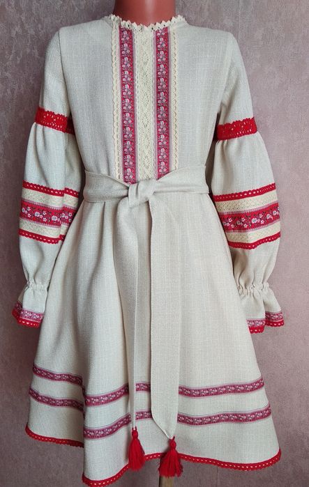 Сучасні сукні вишиванки