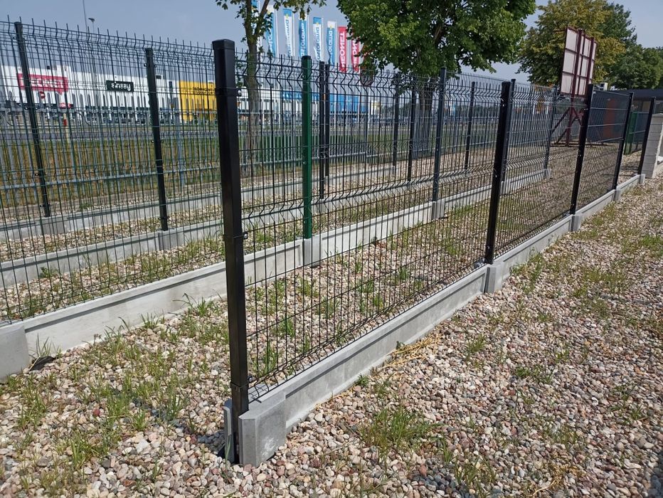 Ogrodzenia panelowe panel słupki bramy furtki płot palety