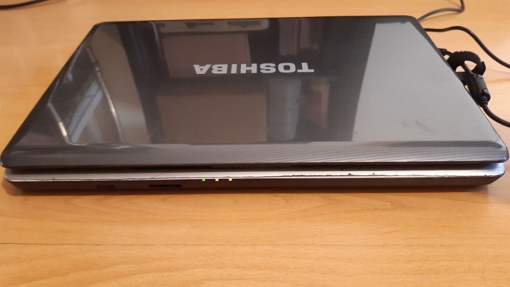 Toshiba Satellite L500-13W em bom estado
