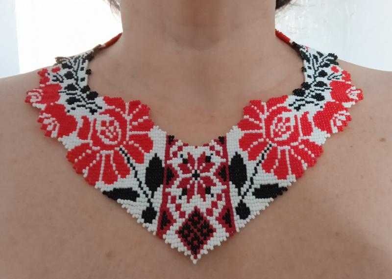 Гердан-кольє із бісеру