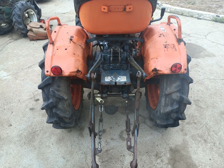 Kubota 4x4 motor de 3 cilindros
