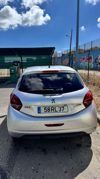Peugeot 208 1.6 Blue HDI Allure
