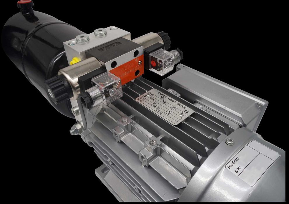 AGREGAT HYDRAULICZNY 230 V 2,2 KW 2,6cm3 3,77L/min [1276]