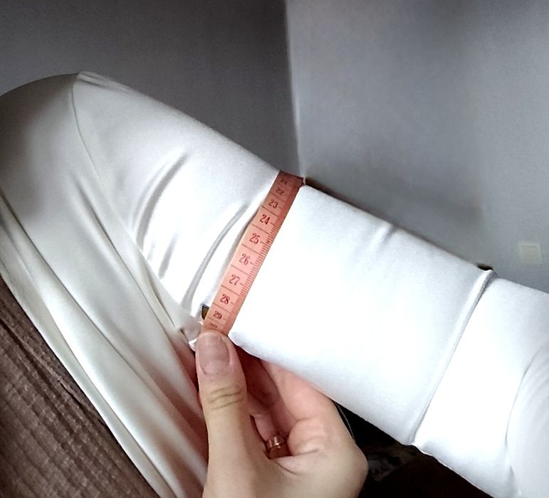 Весільна сукня *