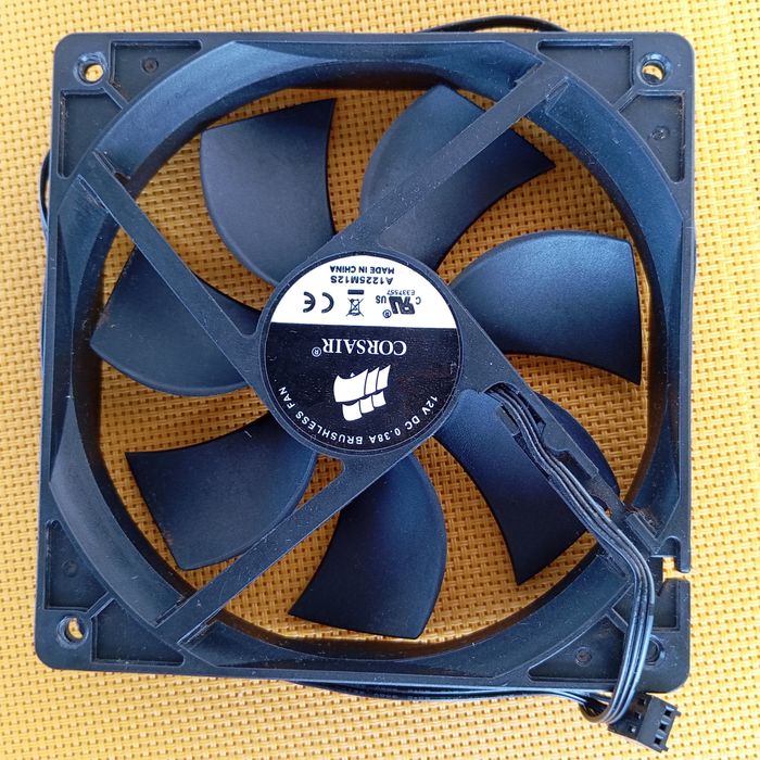 Corsair Fan64739896115458121