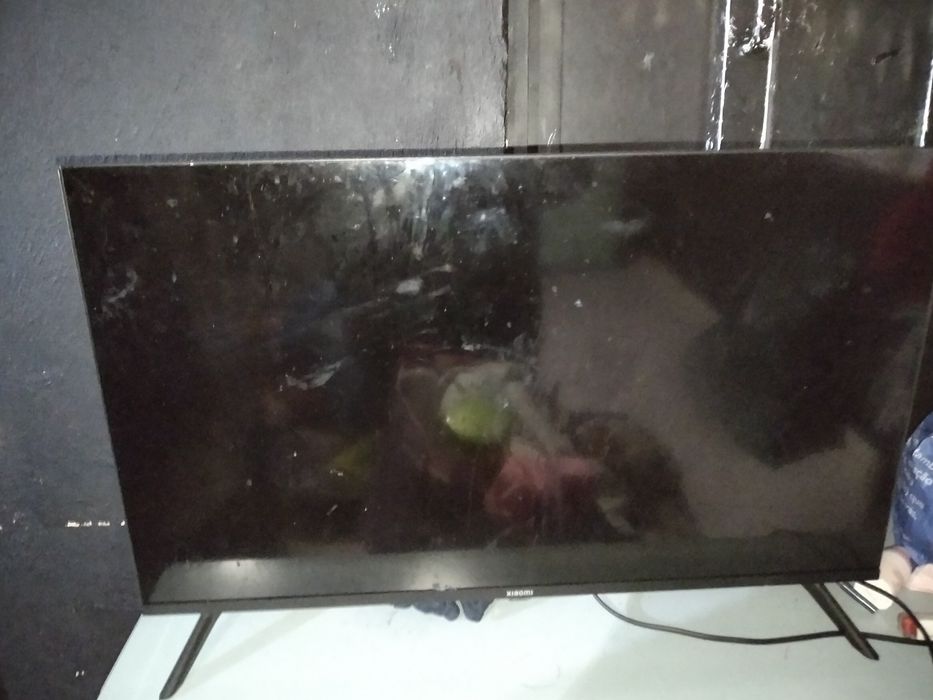 Vendo televisão Xiaomi 32 polegadas