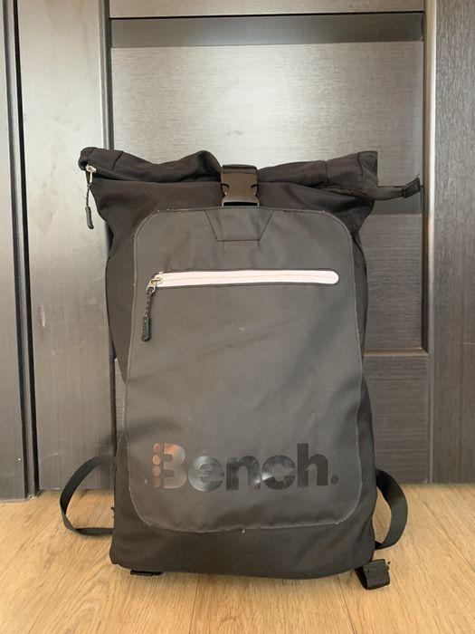 Рюкзак bench чорний з рол-топ застібк